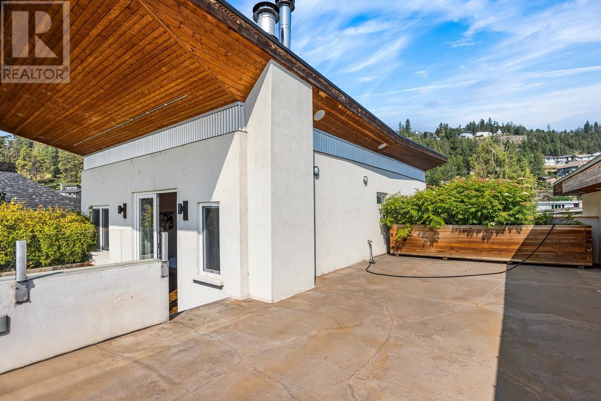 2737 Casa Loma Road