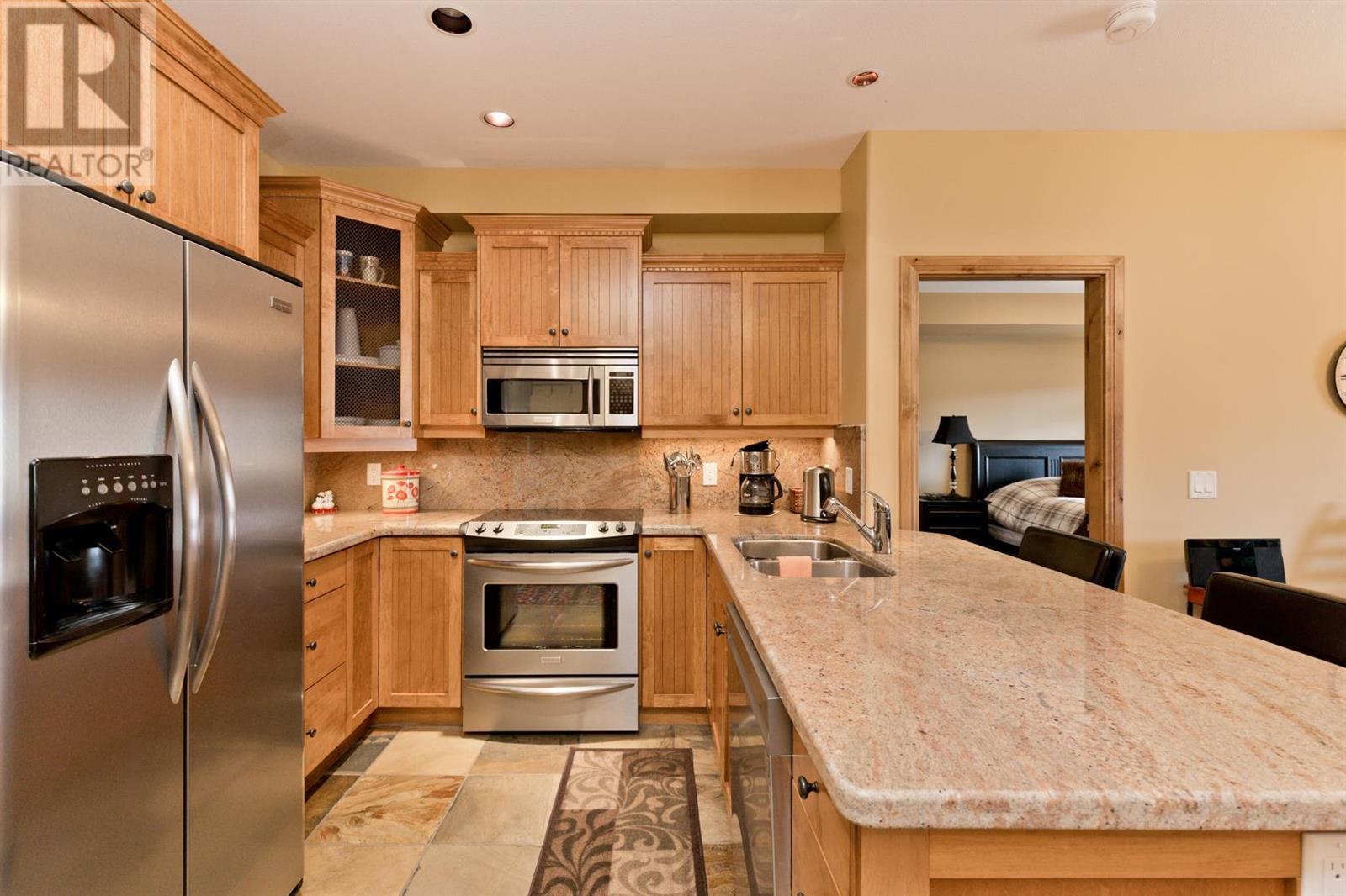 #4-401 7700 Porcupine Road,, #4-401