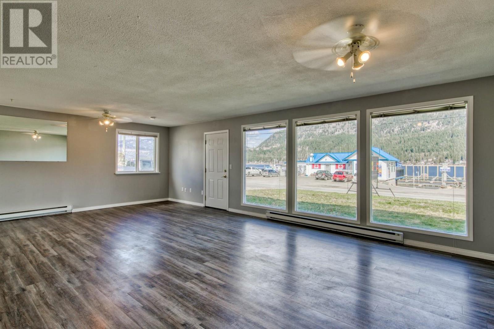 2886 Marine Drive