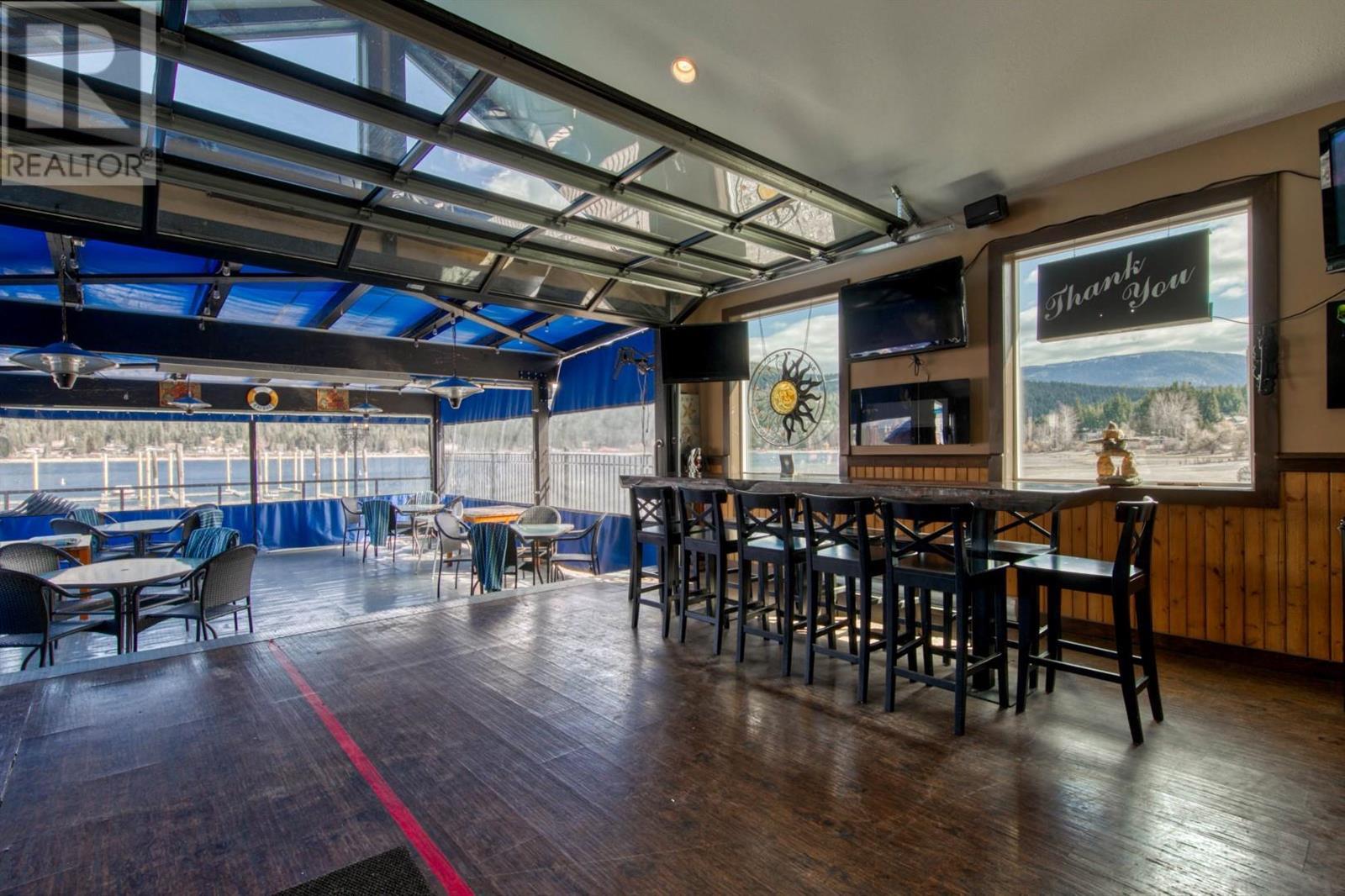 2886 Marine Drive