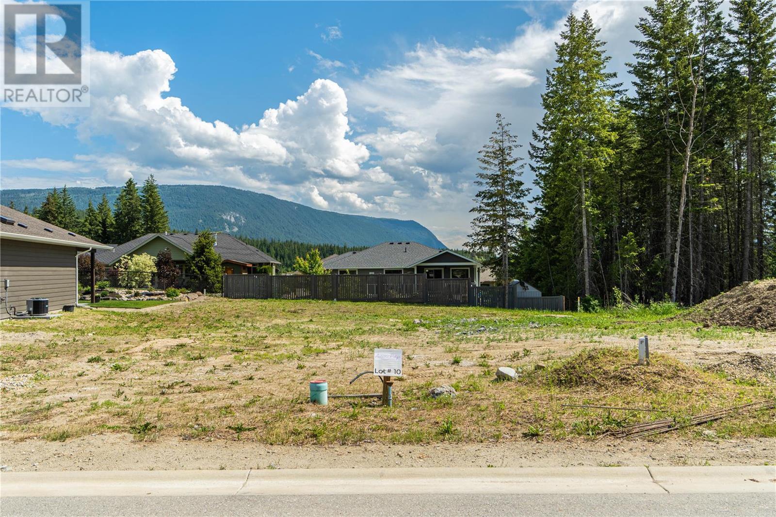2715 GOLF COURSE Drive Unit# 10, #10