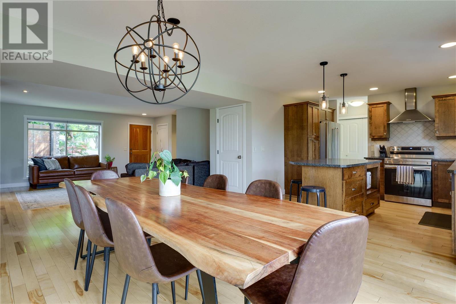 1407 Bankhead Crescent,