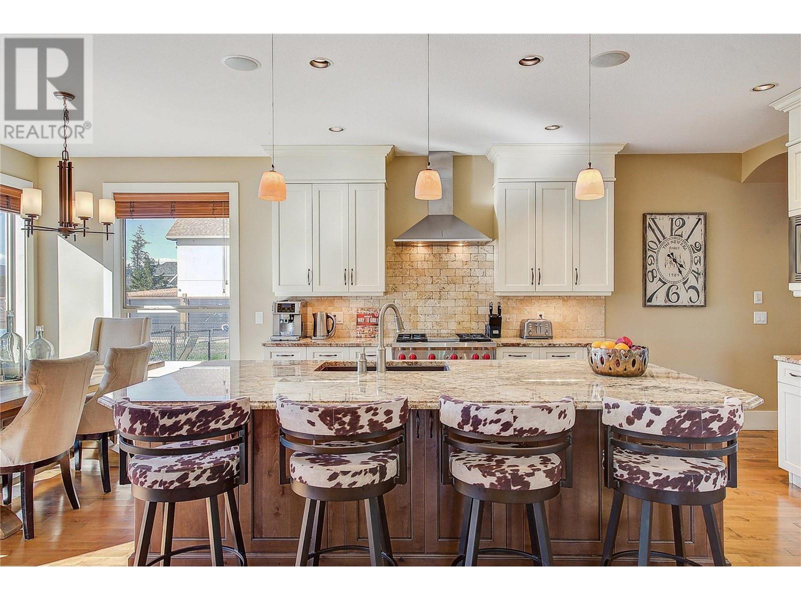 5322 Upper Mission Drive