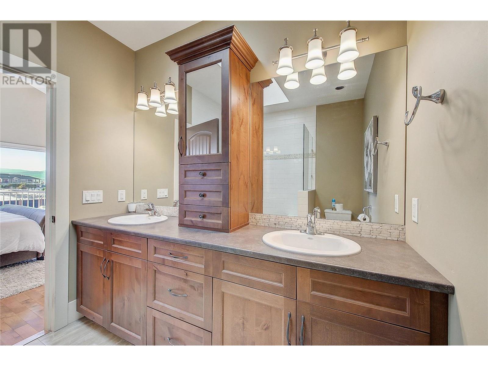 5322 Upper Mission Drive