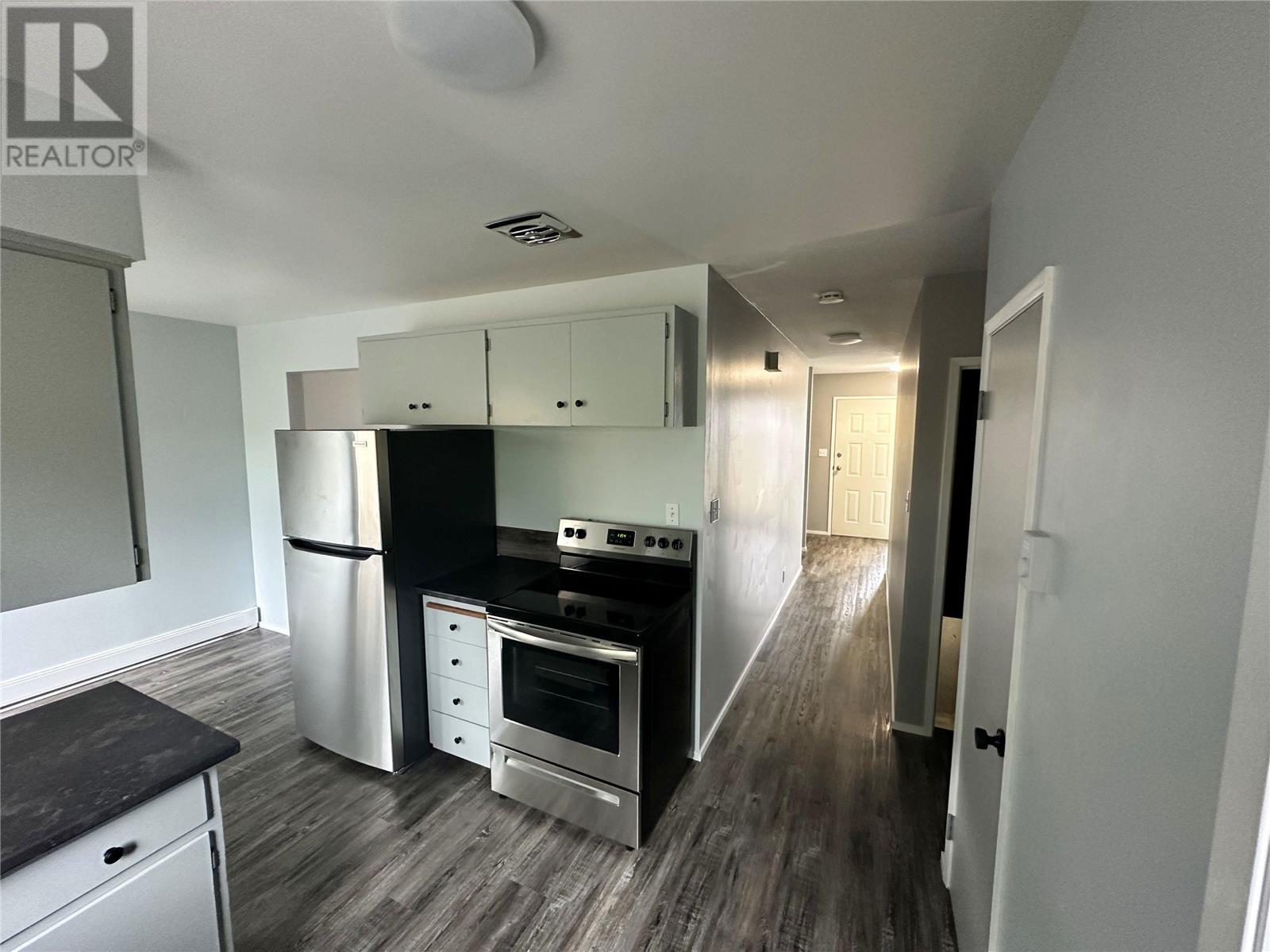 180 & 270 7 Street SE Unit# 1-8, #1-8