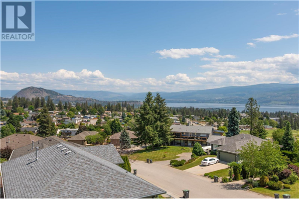 2912 Glen Abbey Place,, West Kelowna