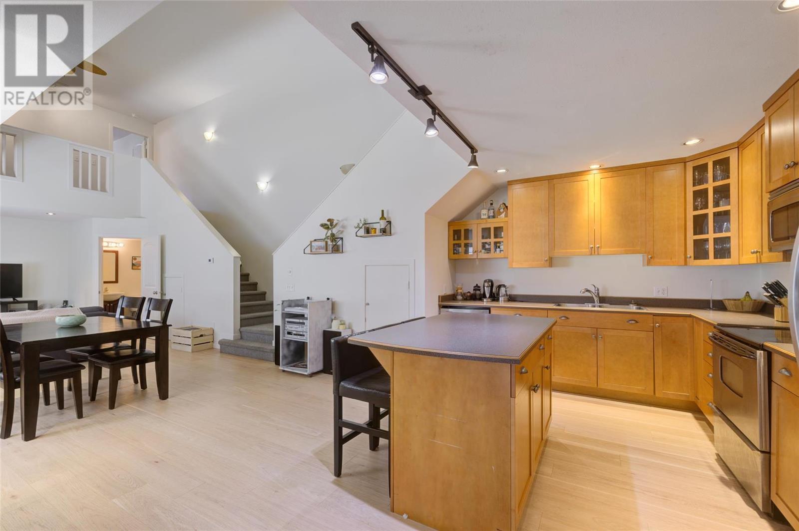 662 Morrison Avenue,