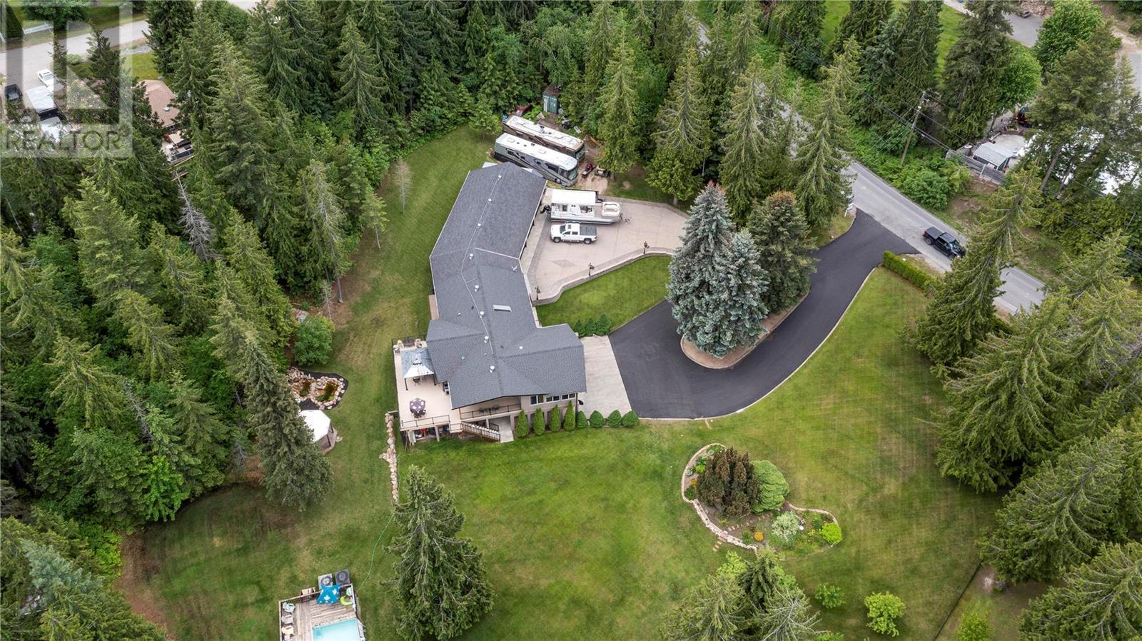 2746 Balmoral Road