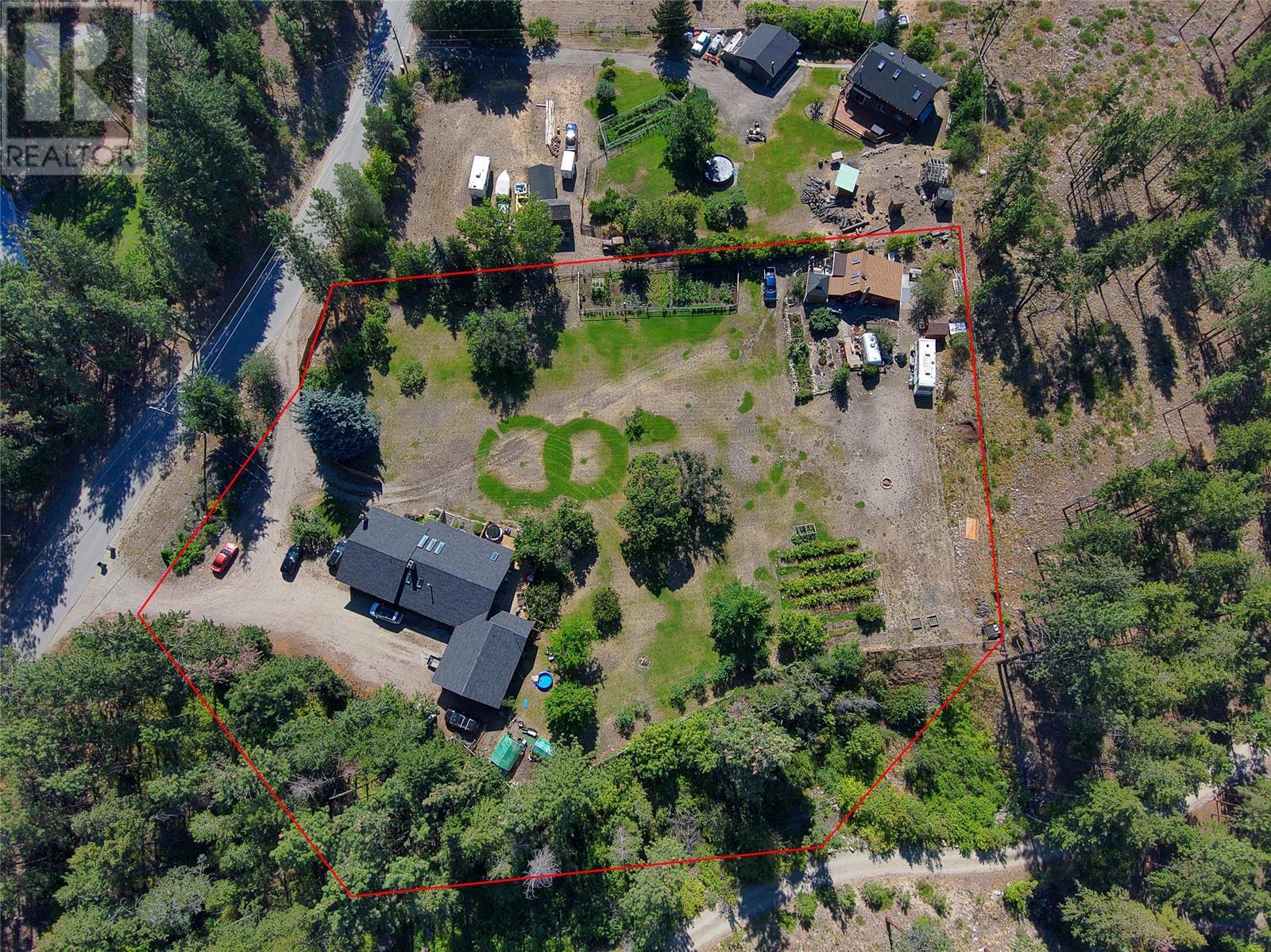 5156 Mackinnon Road,