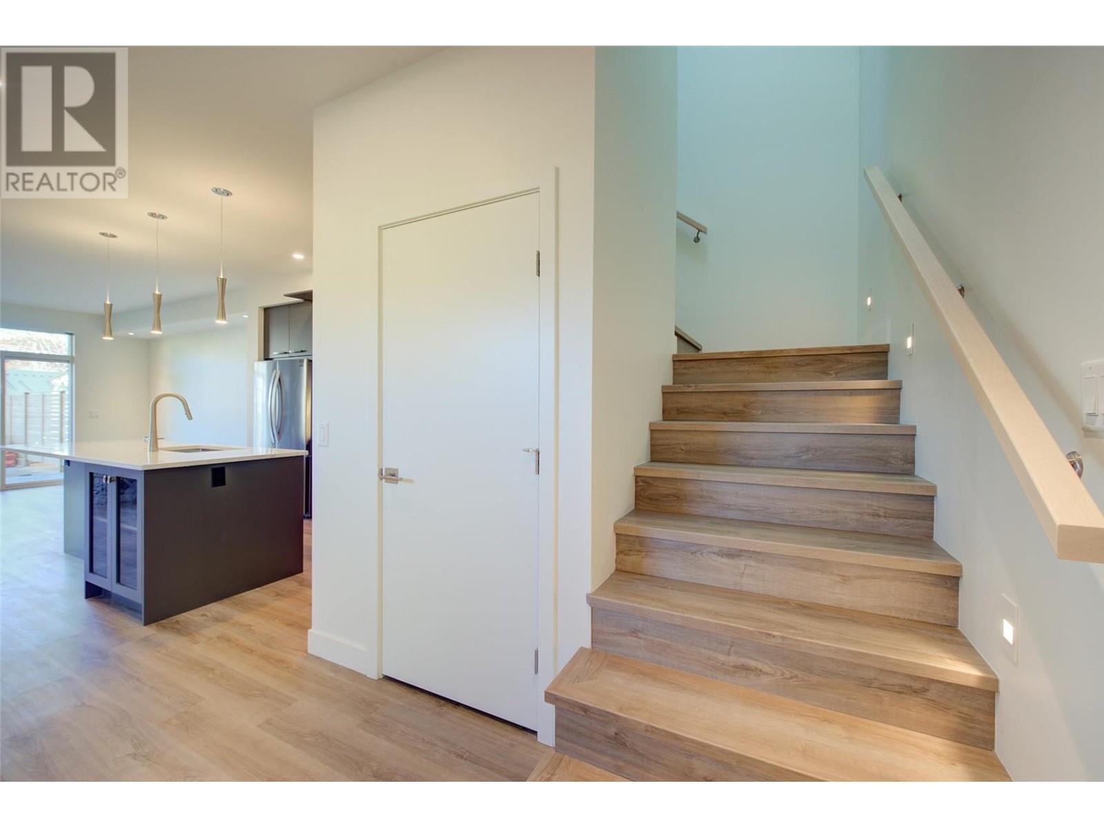 845 Lawson Avenue Unit# 4, #4