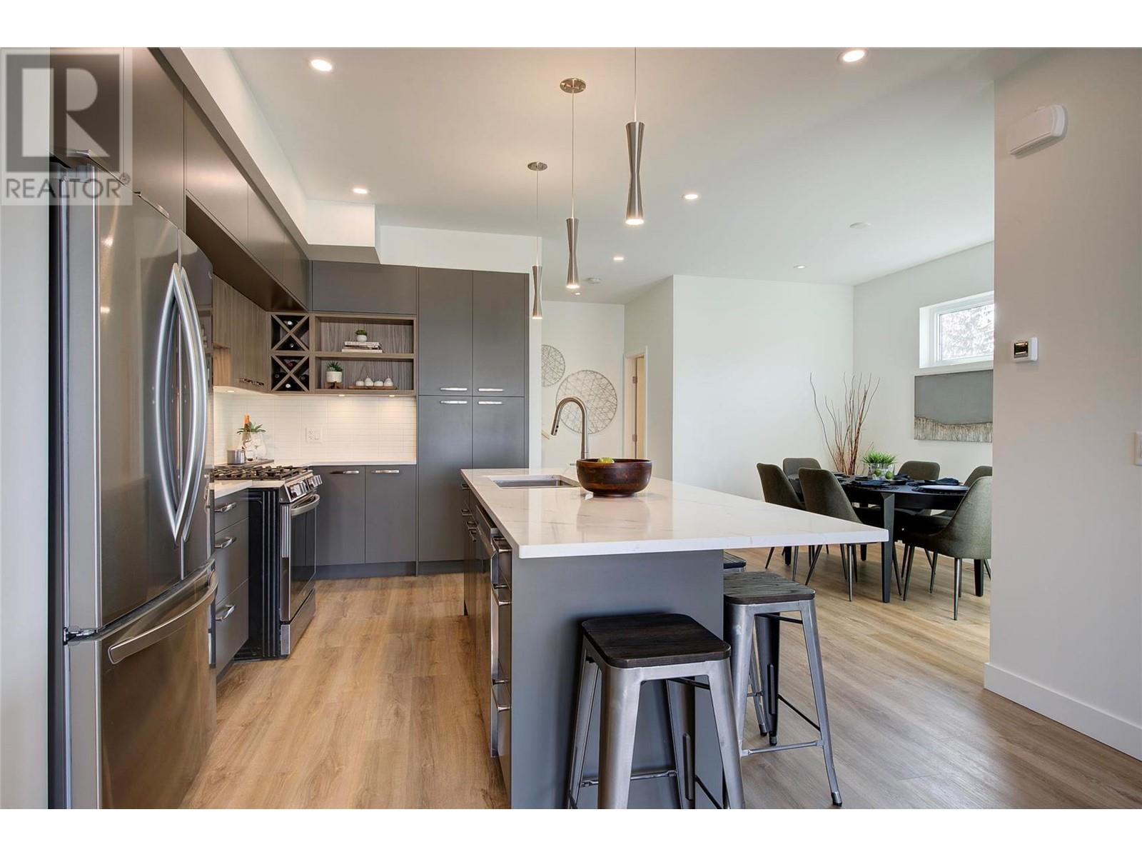 845 Lawson Avenue Unit# 4, #4