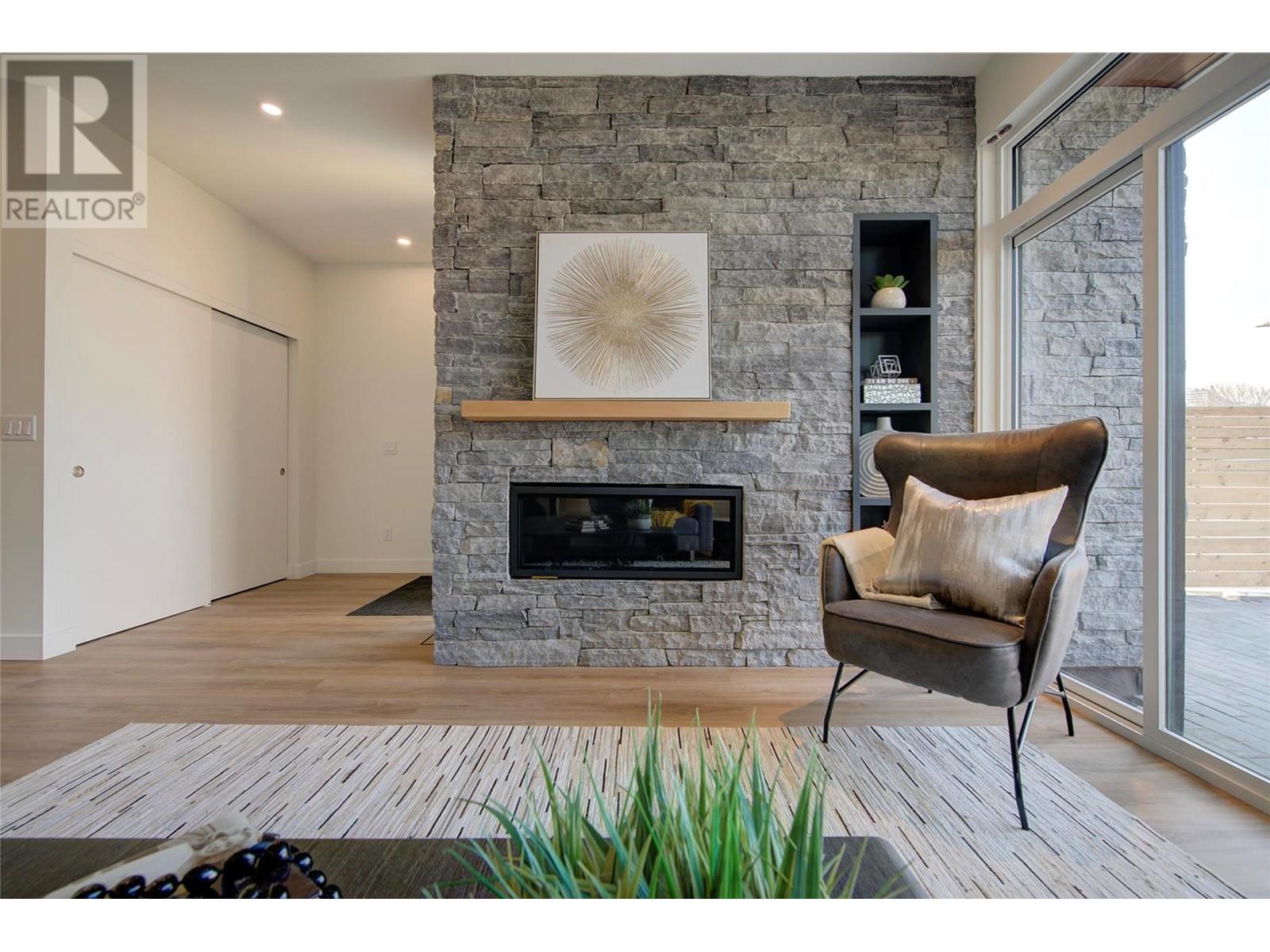 845 Lawson Avenue Unit# 4, #4