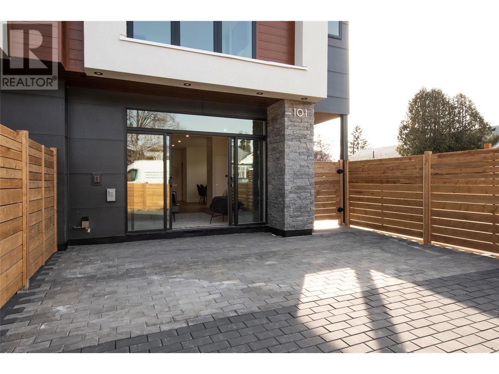 845 Lawson Avenue Unit# 4, #4