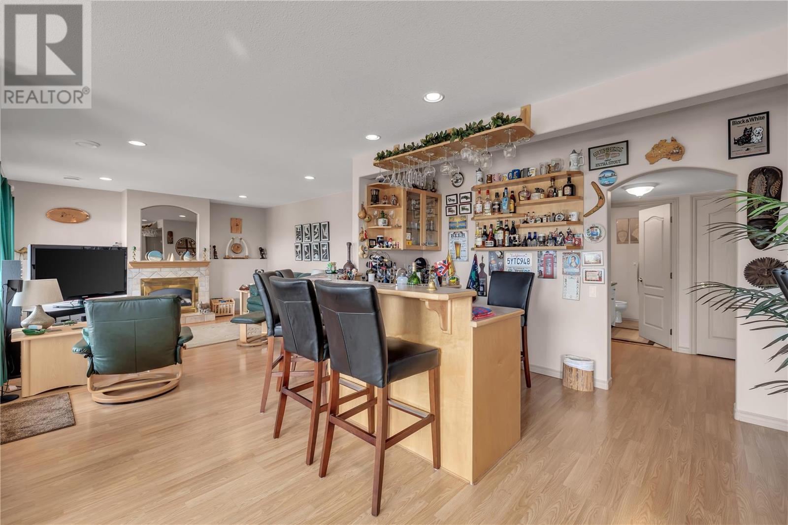 997 Skeena Drive,