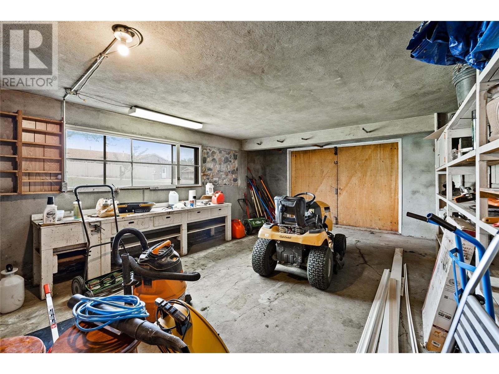 3568 Spiers Road