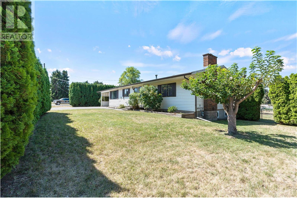 5352 MacDonald Road,, Vernon