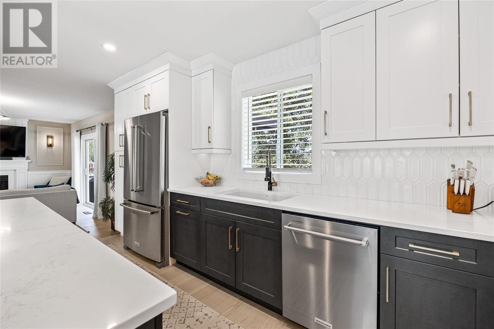 Listing 10281660 - Large Photo # 10