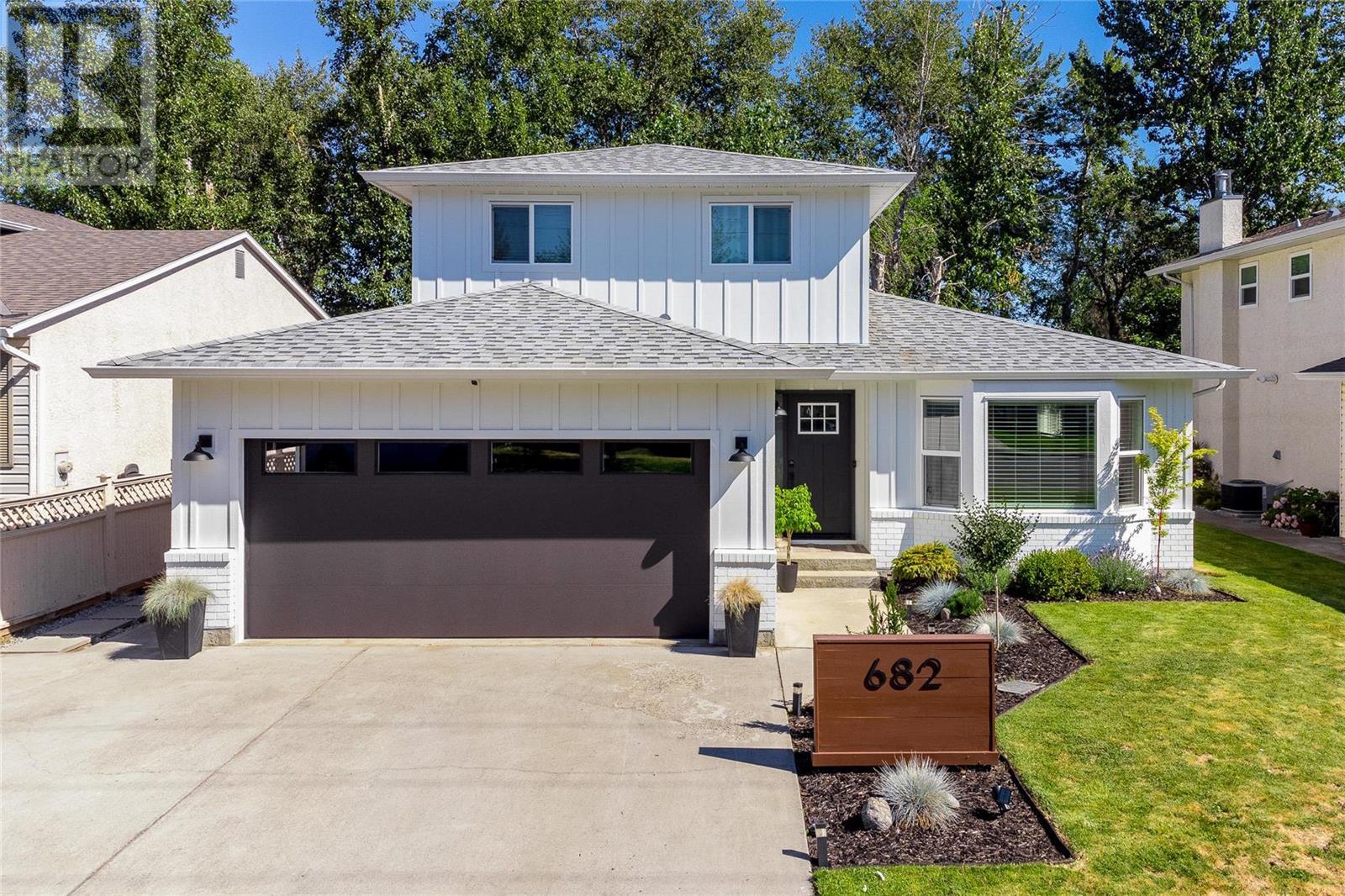 682 Cook Road,