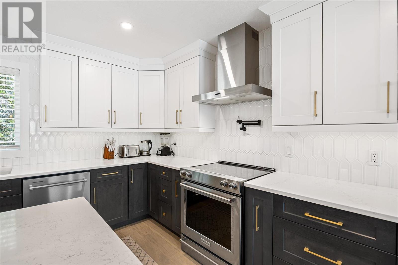 Listing 10281660 - Large Photo # 9