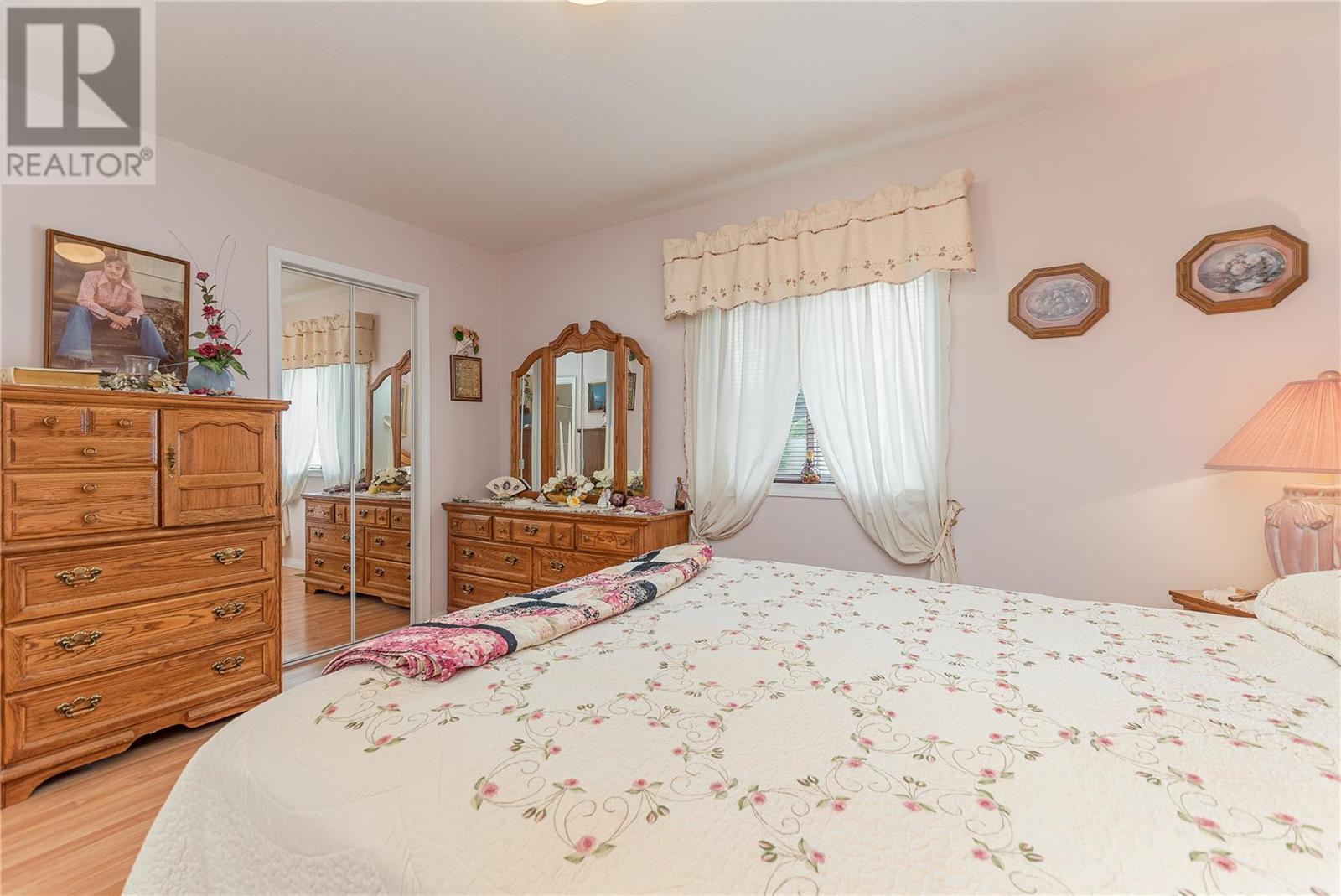 201 Kildonan Avenue Unit# 8, #8