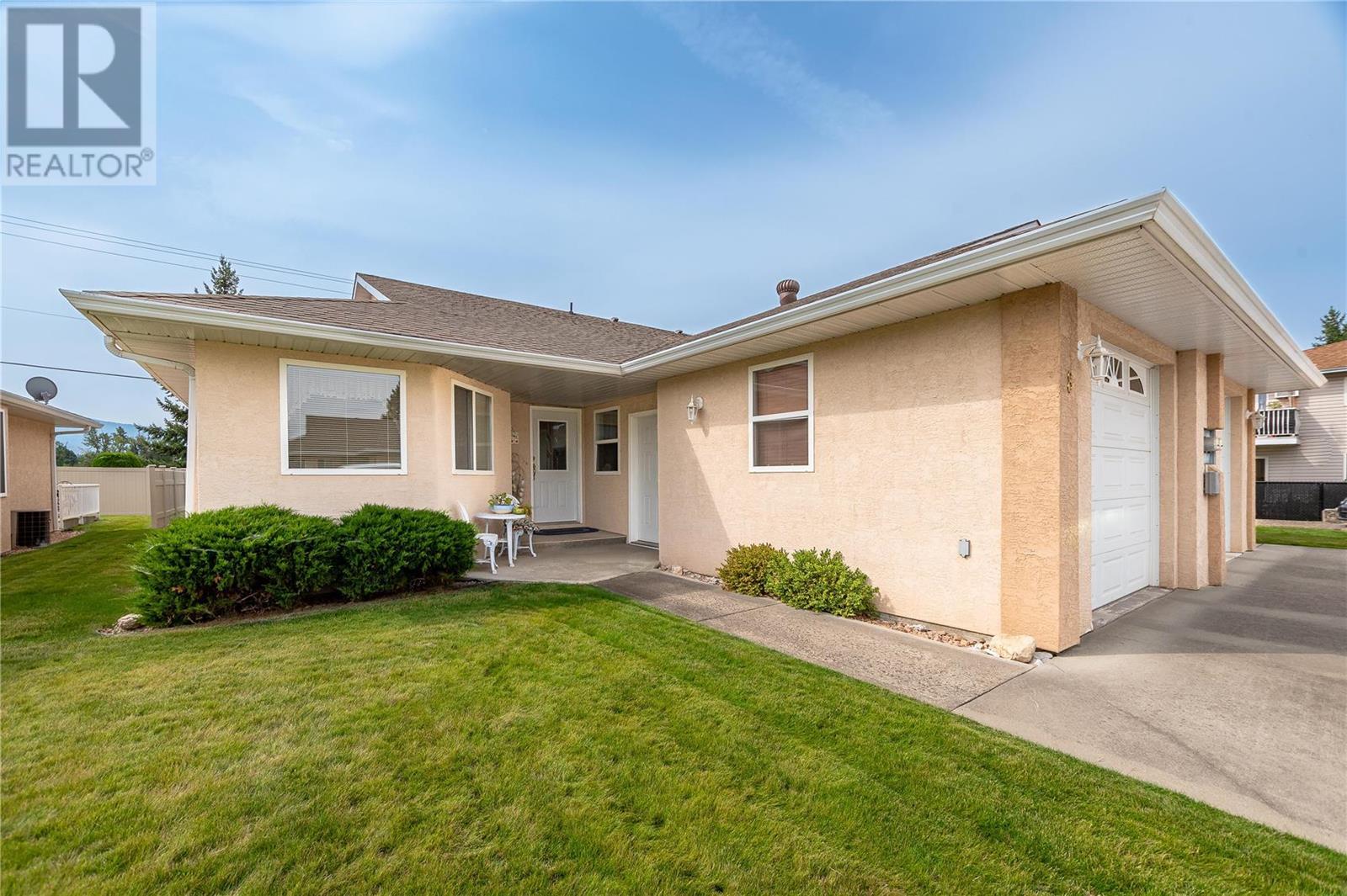 201 Kildonan Avenue Unit# 8, #8
