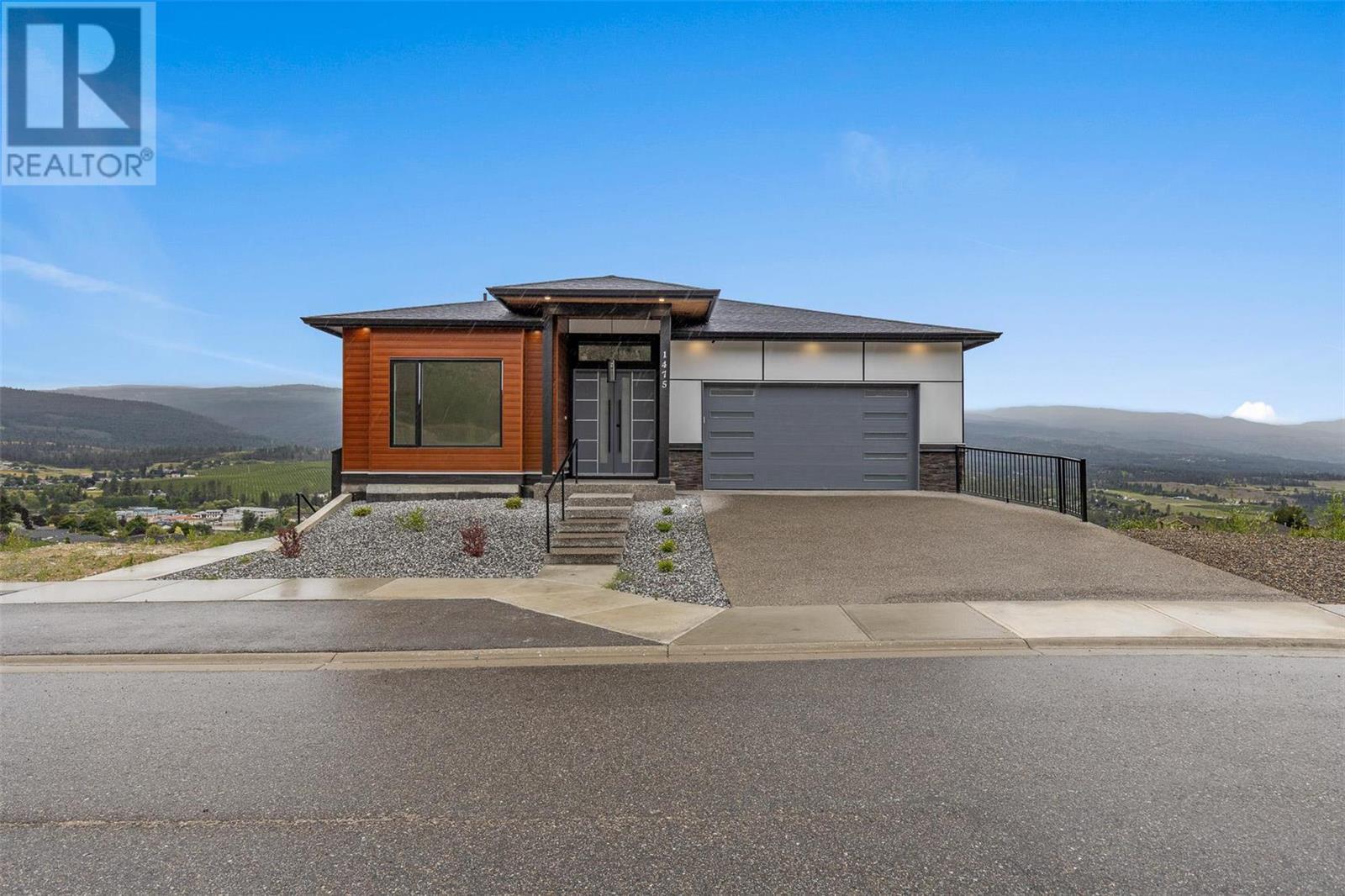 1475 Fairwood Lane,