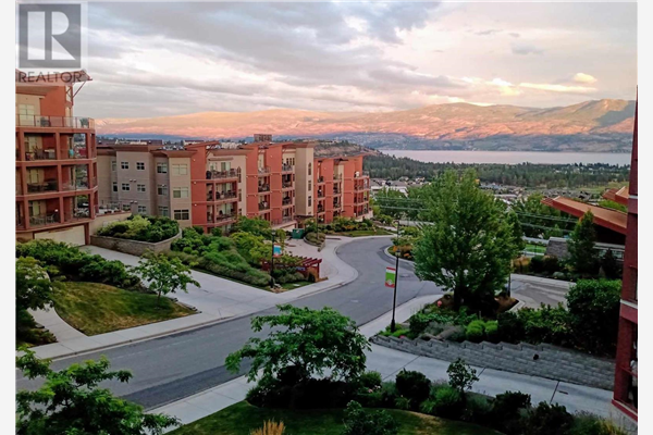 #301 3220 Skyview Lane,, West Kelowna
