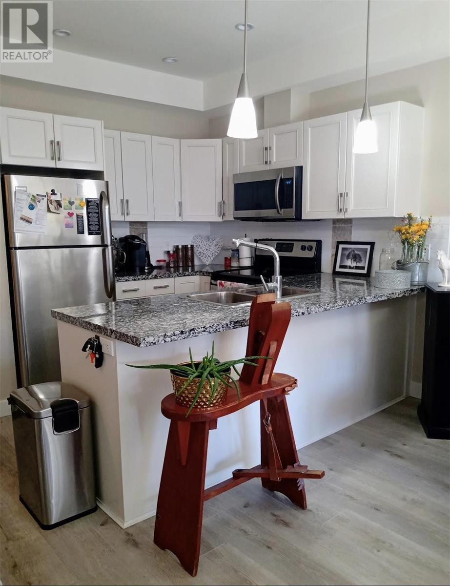 #301 3220 Skyview Lane,, #301