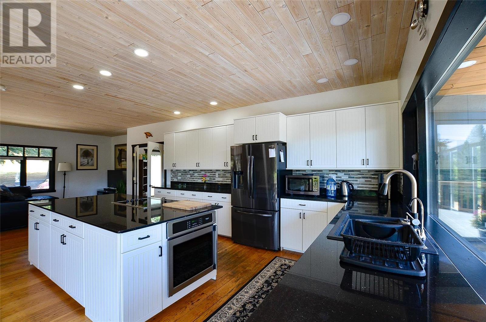 6500 15 Avenue SW Unit# 7, #7