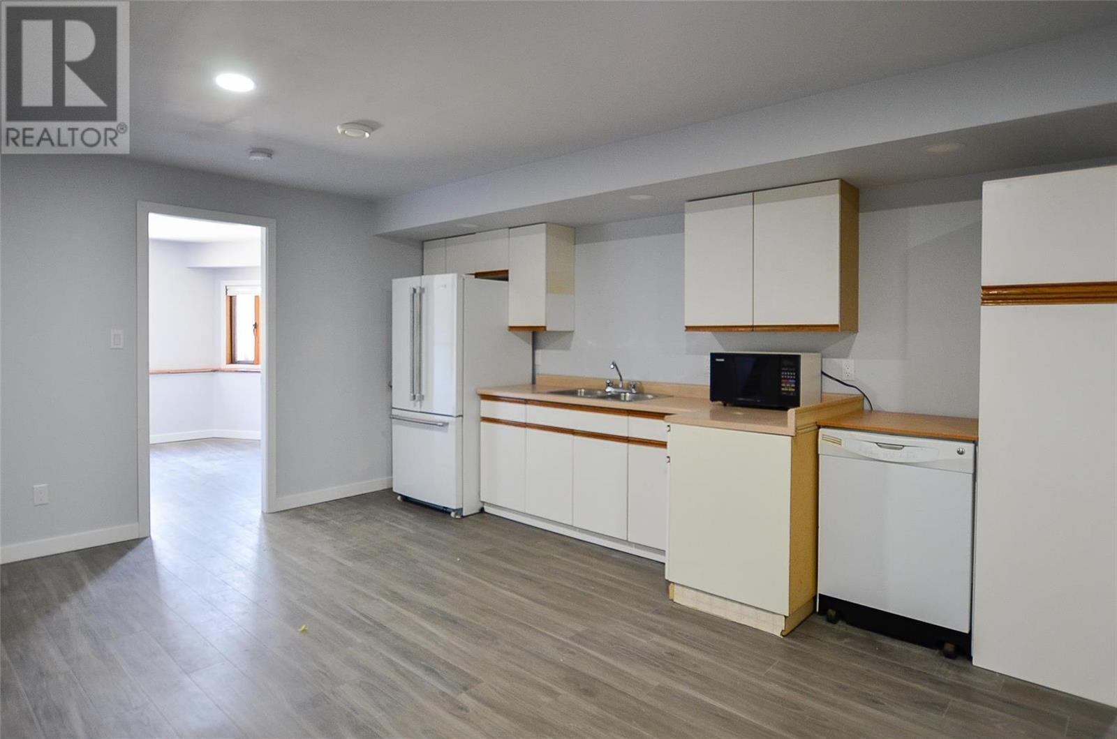 6500 15 Avenue SW Unit# 7, #7