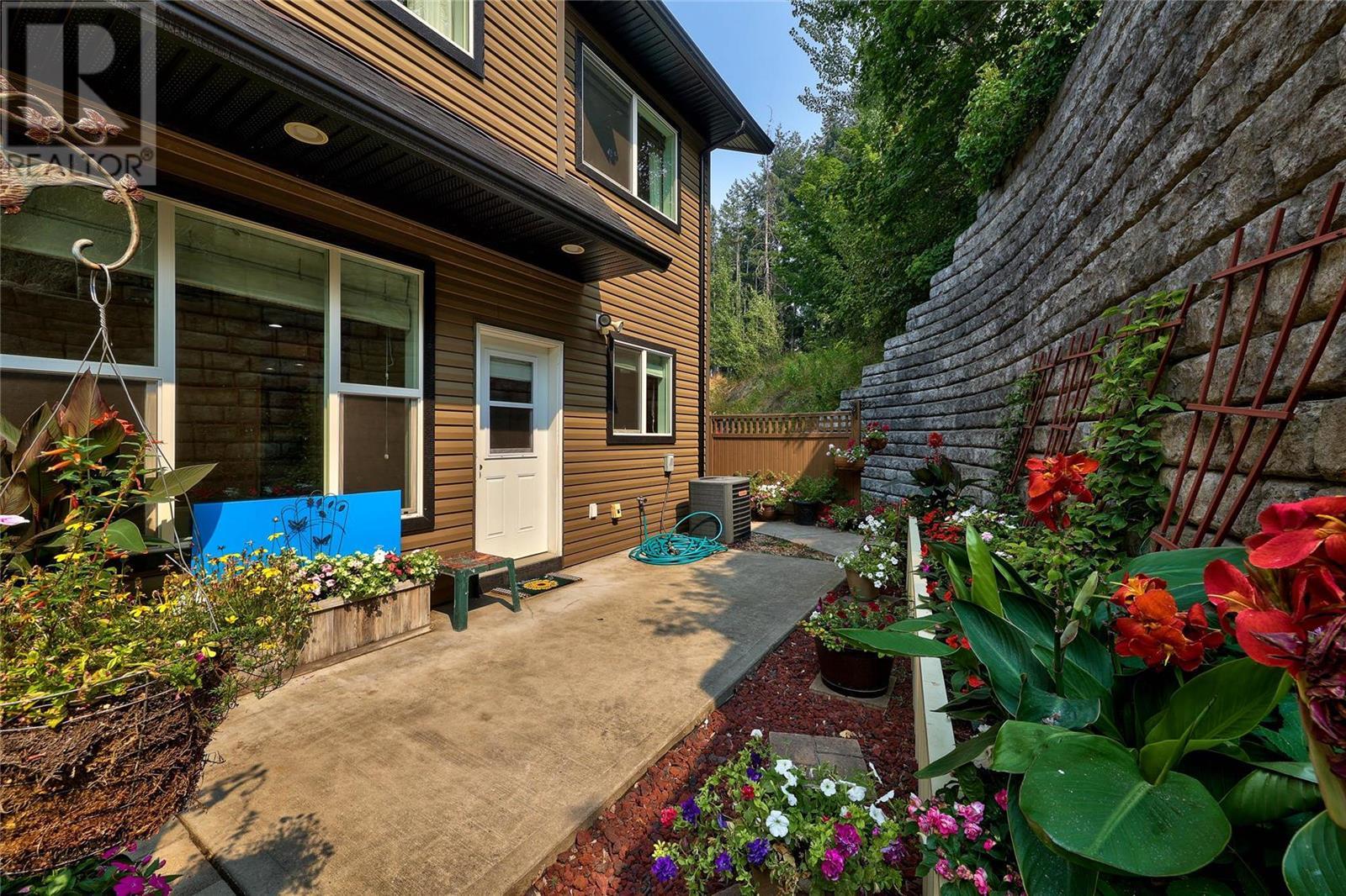 1596 Okanagan Avenue Unit# 4, #4