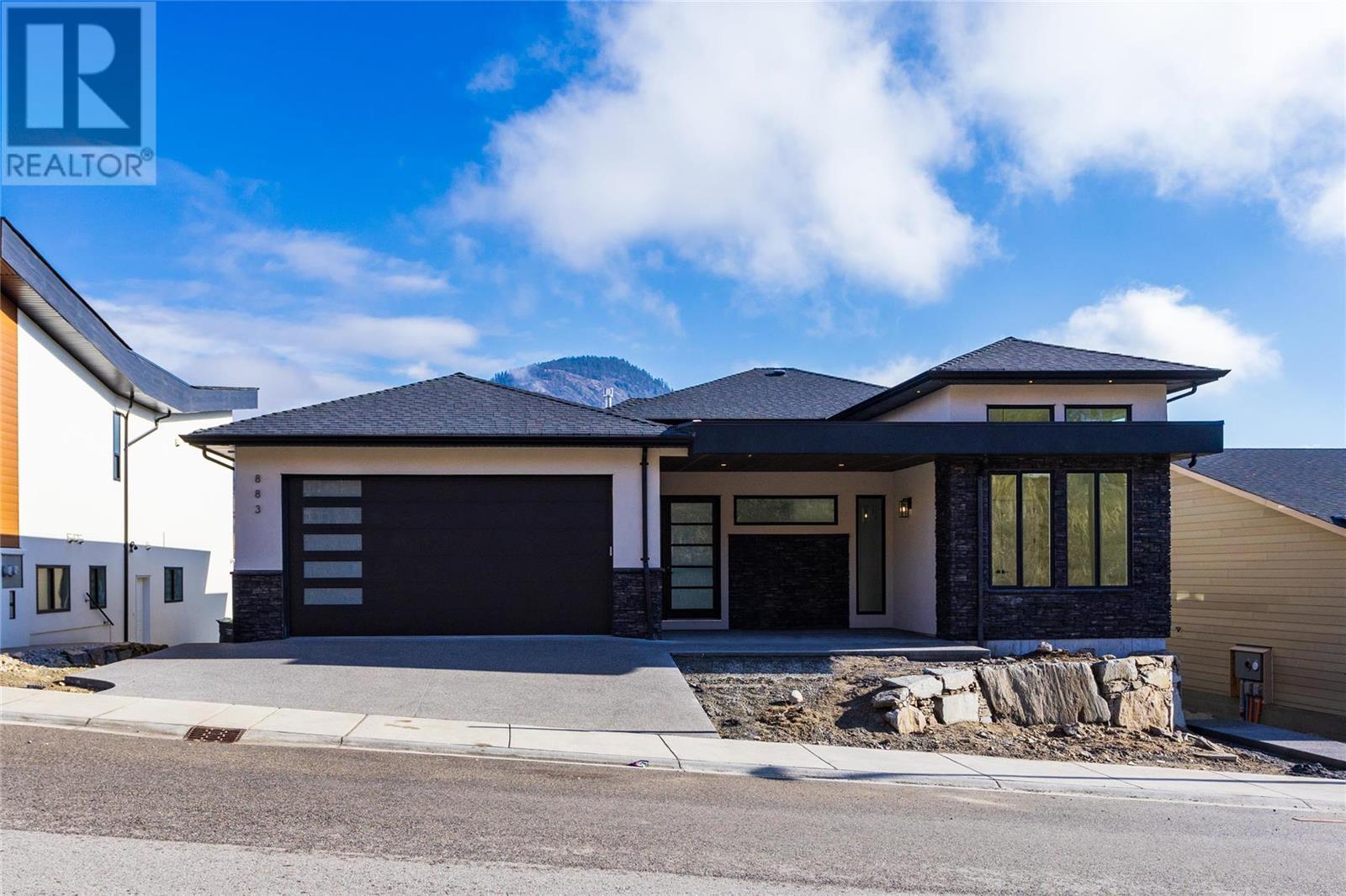 883 Carnoustie Drive,