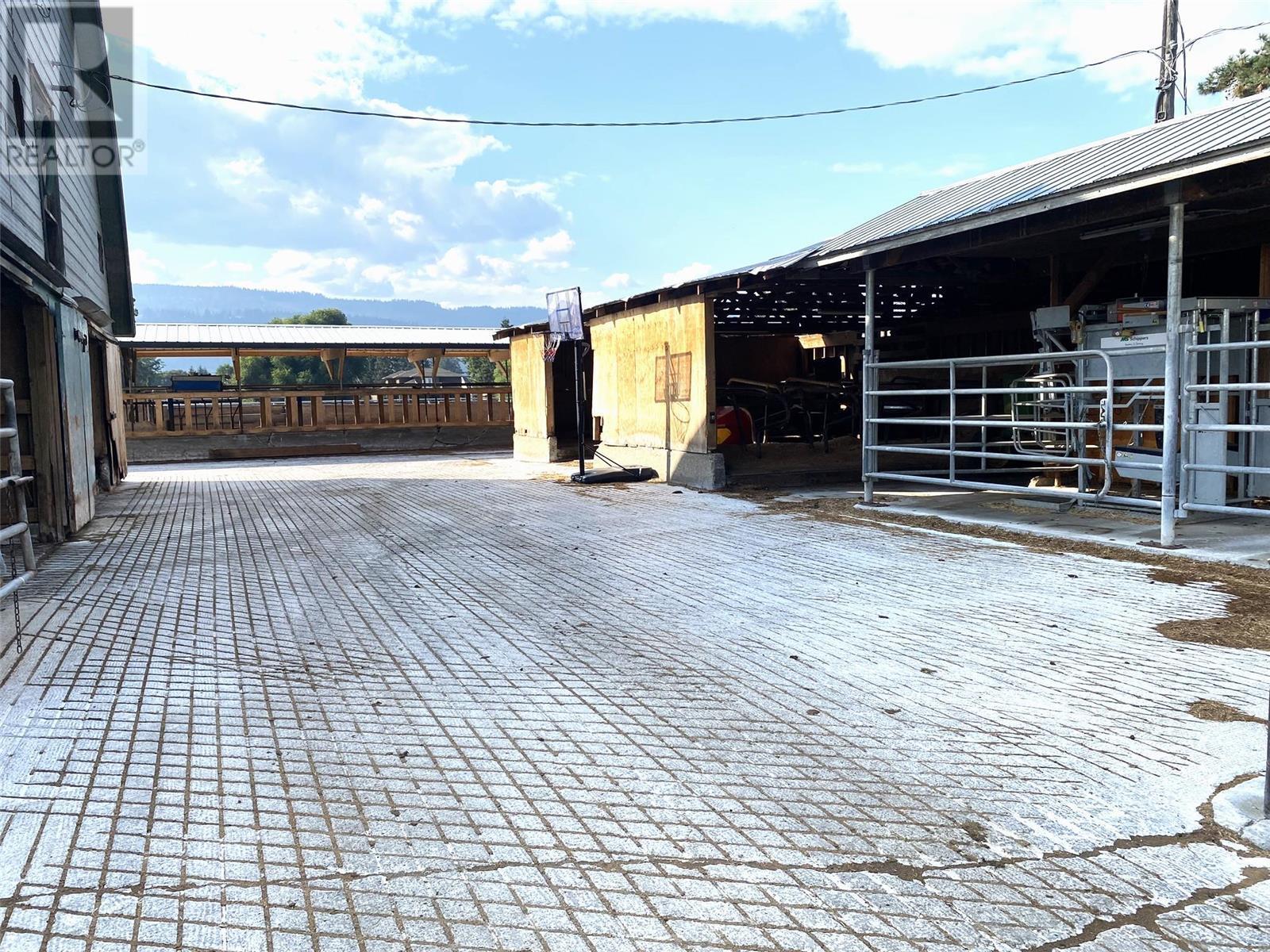 118 Enderby-Grindrod Road