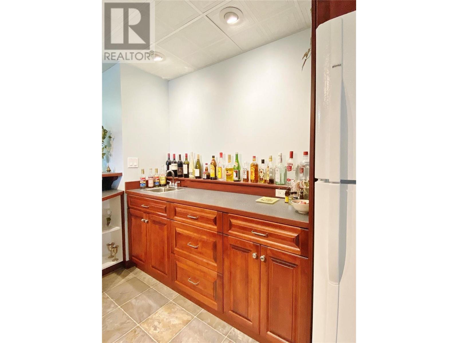 1406 Huckleberry Drive
