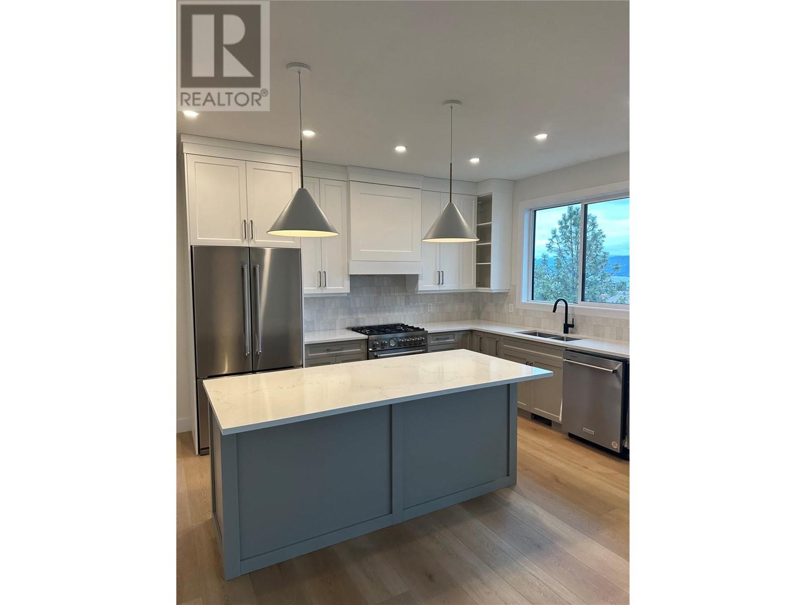 #13 830 Westview Way,, #13