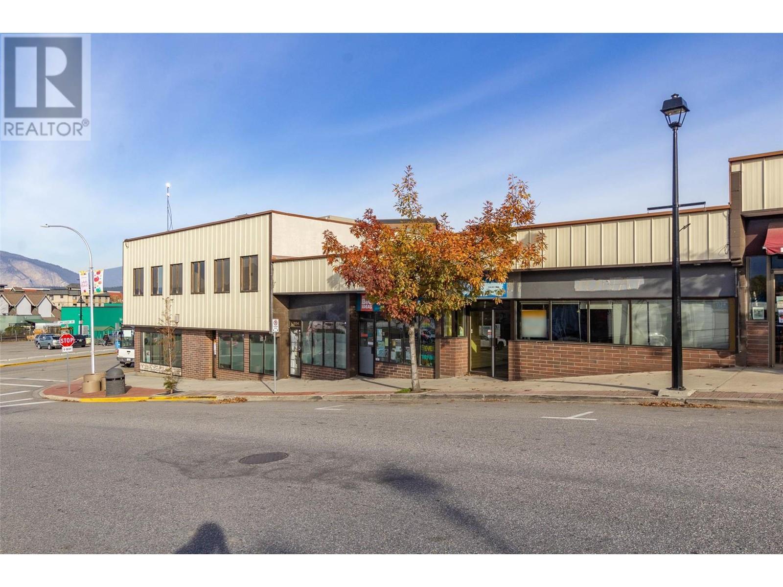 248 Shuswap Street NE