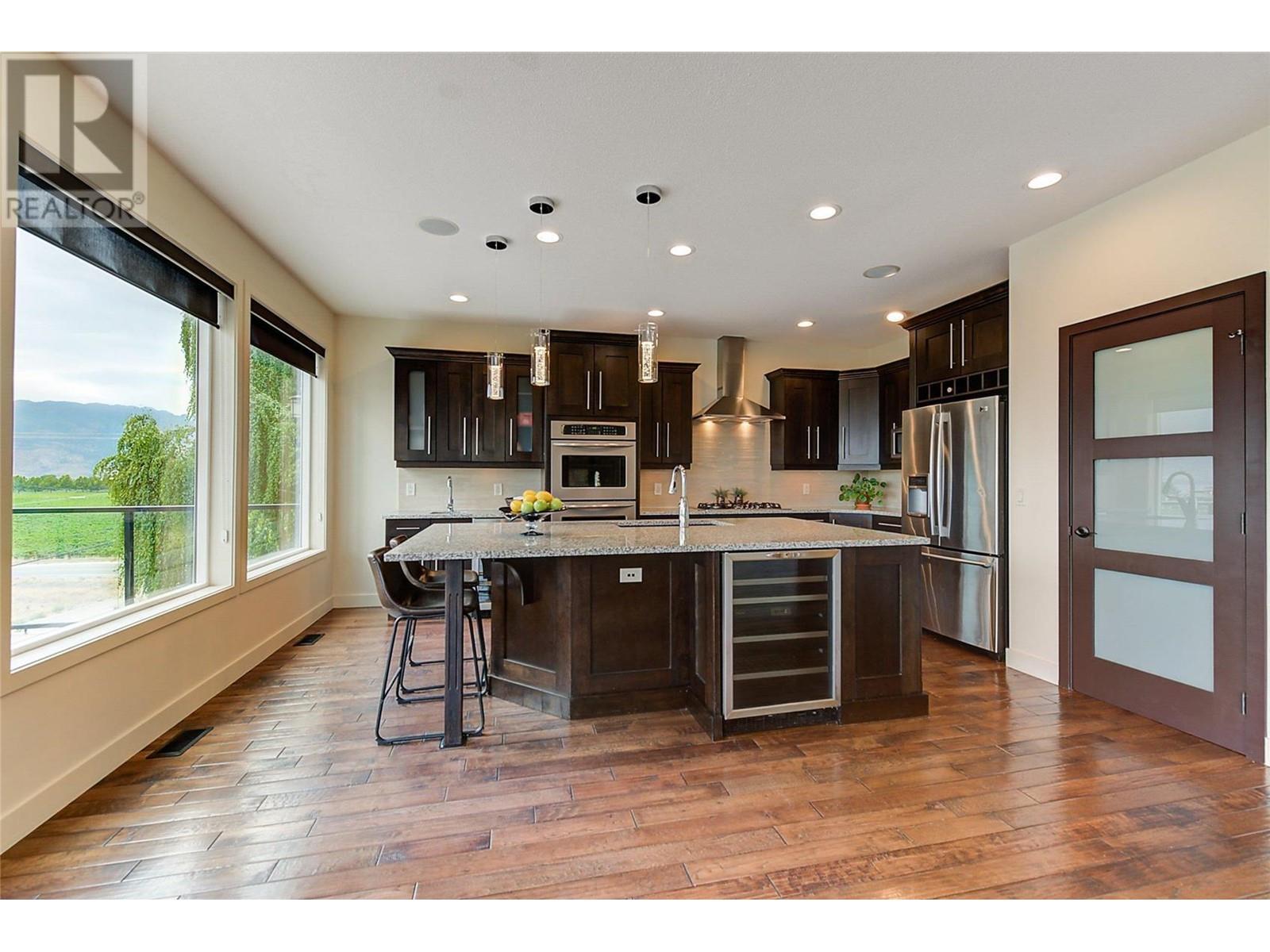 3613 Empire Place,