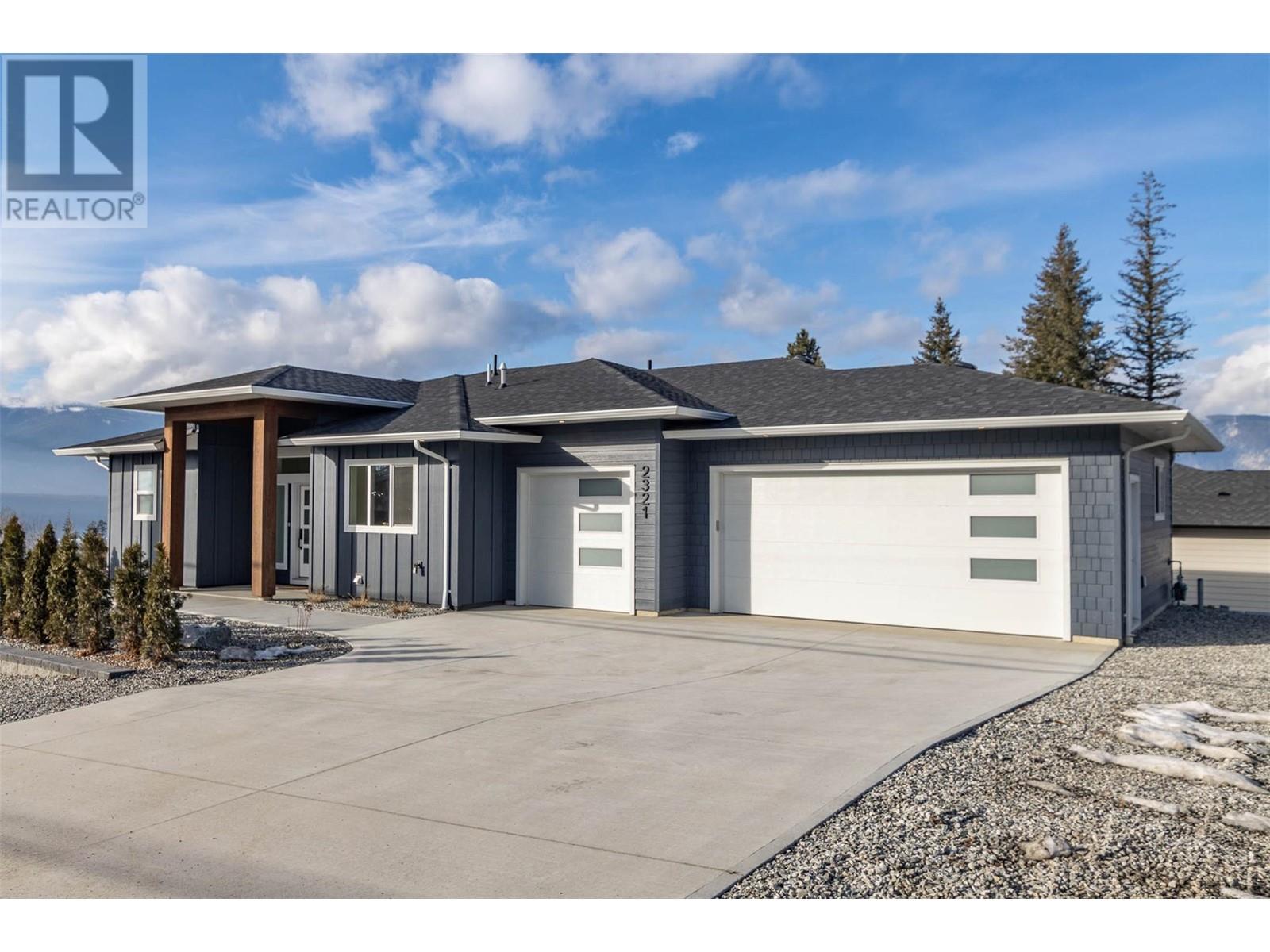 2321 Okanagan Avenue NE