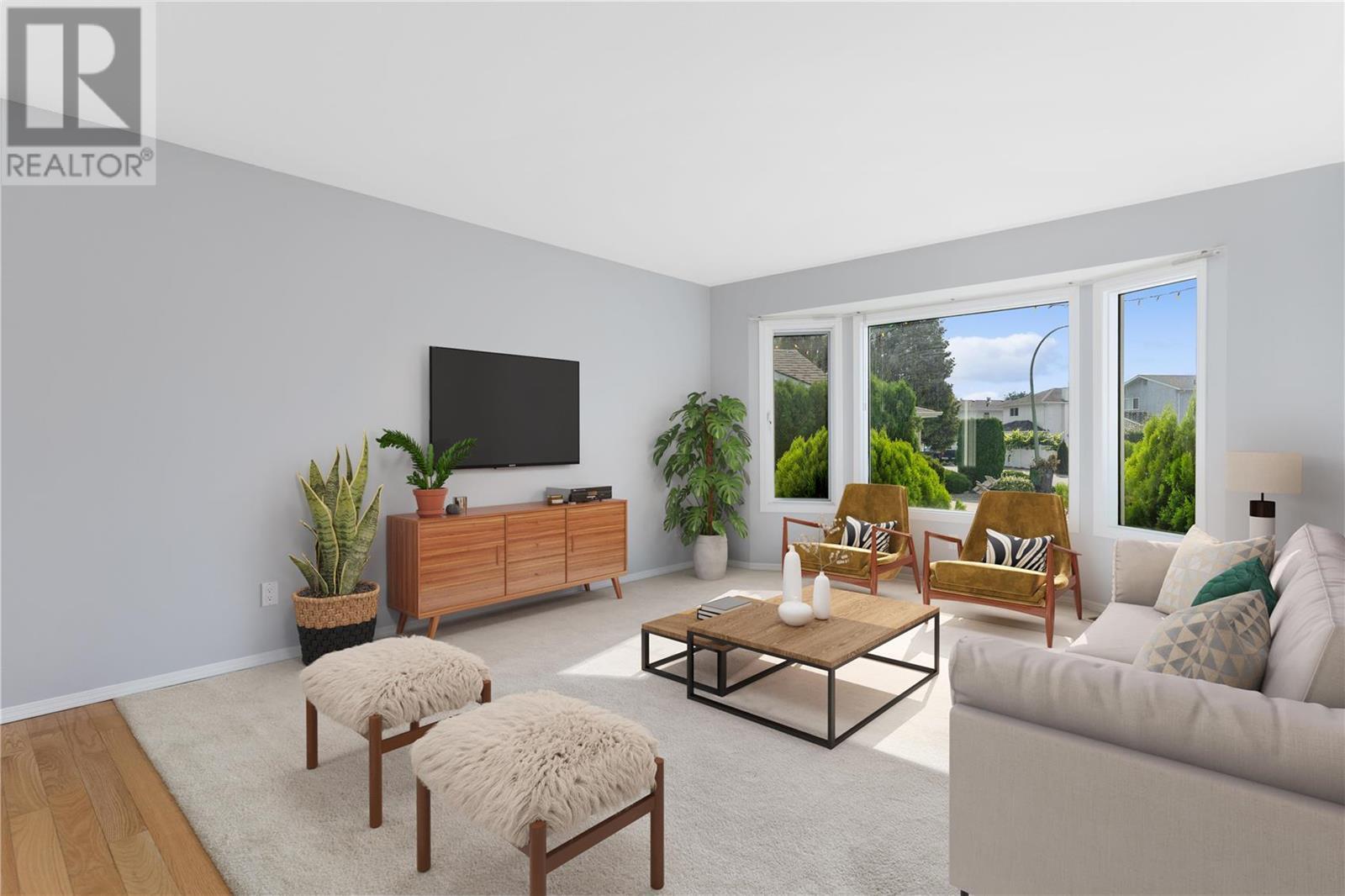 908 Vickers Court,