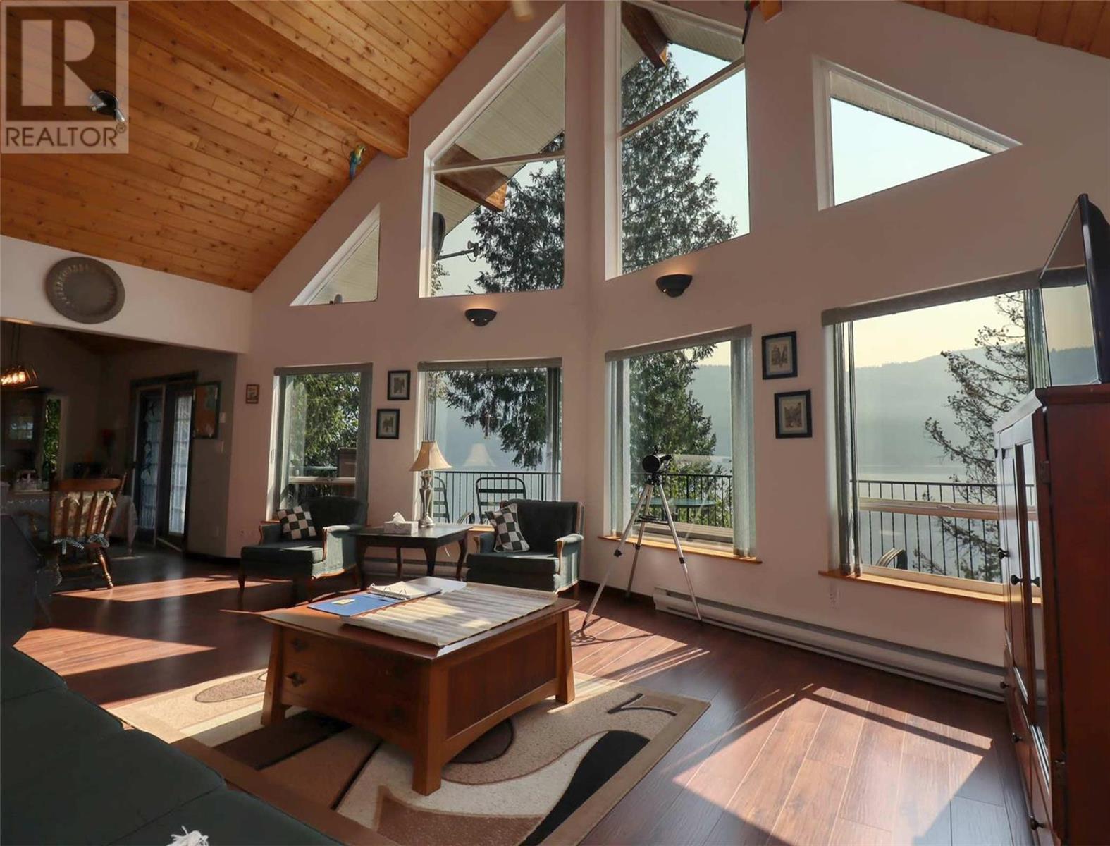 6432 Sunnybrae Canoe Point Road Unit# 9, #9