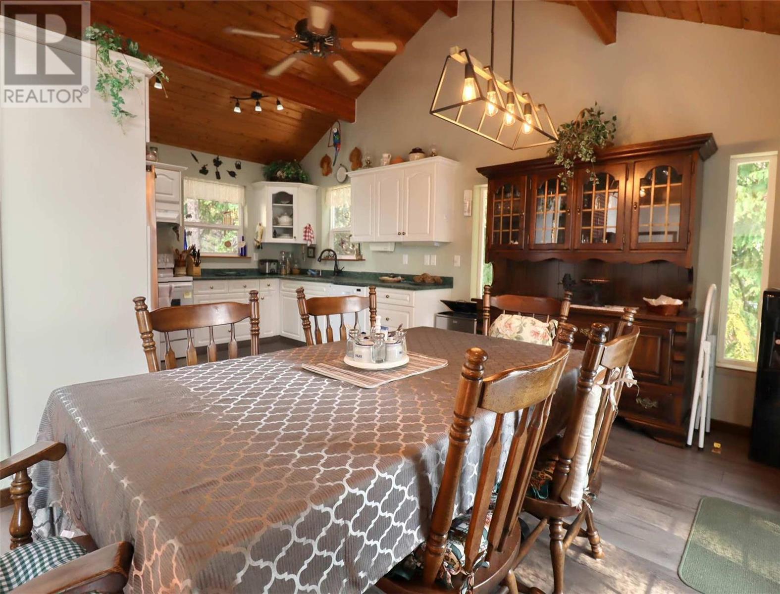 6432 Sunnybrae Canoe Point Road Unit# 9, #9