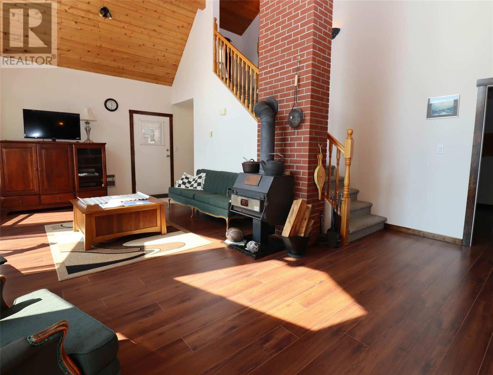 6432 Sunnybrae Canoe Point Road Unit# 9, #9