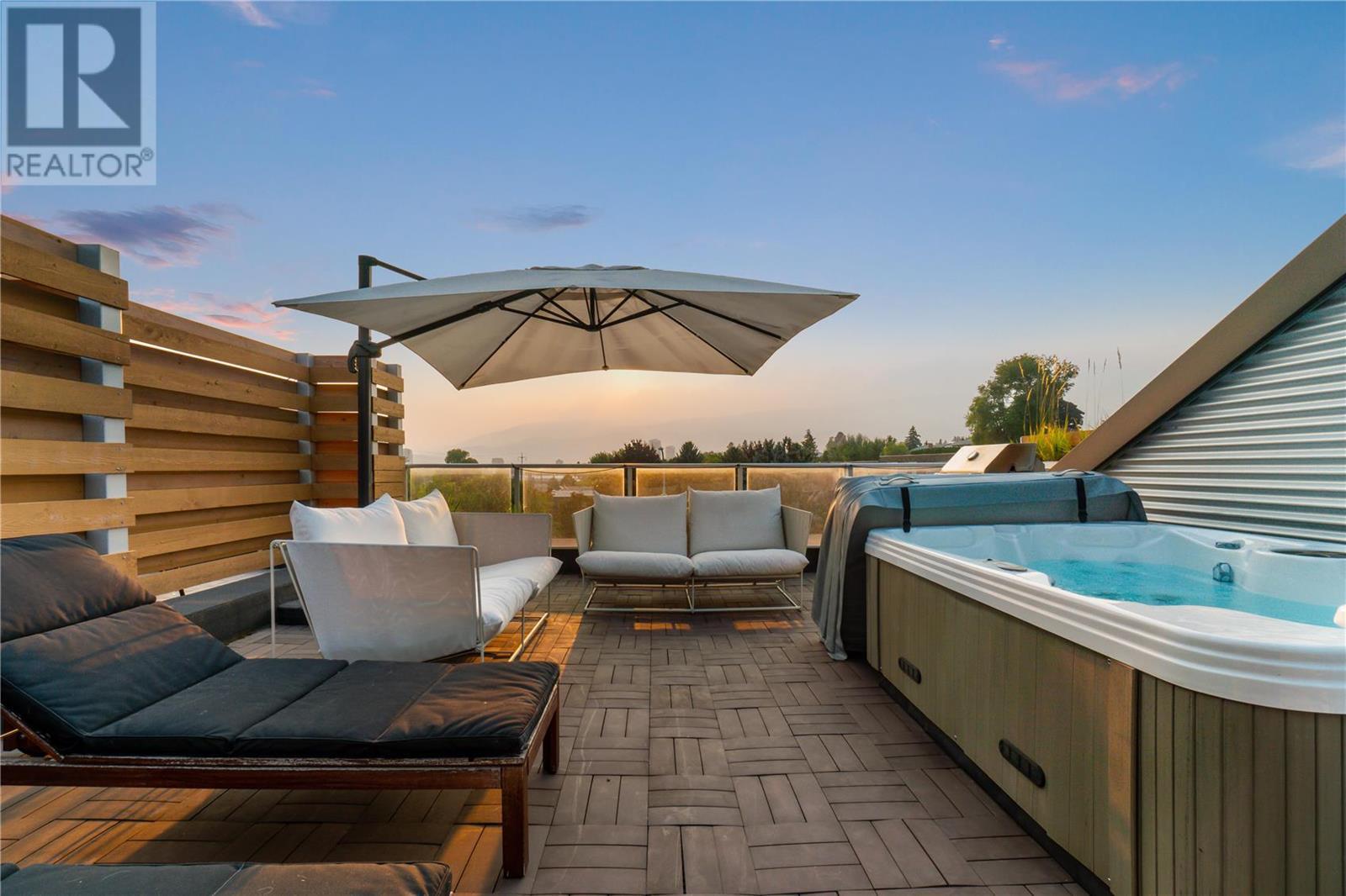 #10 1515 Highland Drive, N, #10