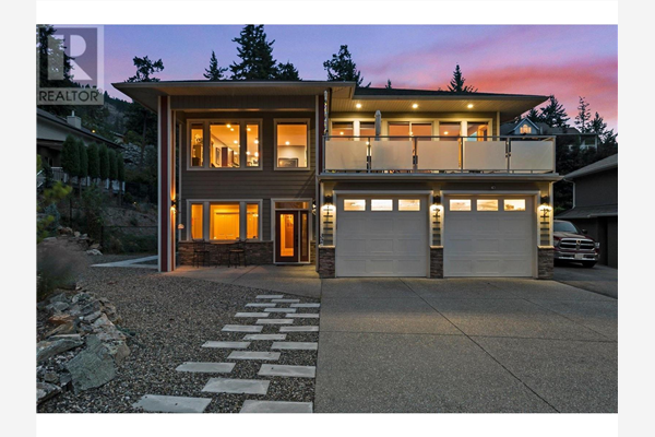 #32 40 Kestrel Place,, Vernon