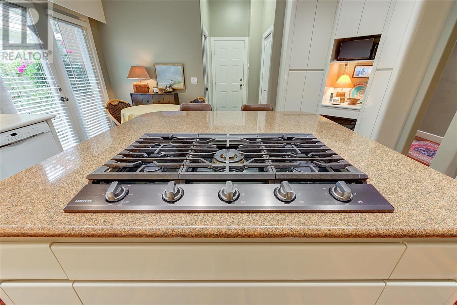 2368 Abbott Street Unit# 20, #20