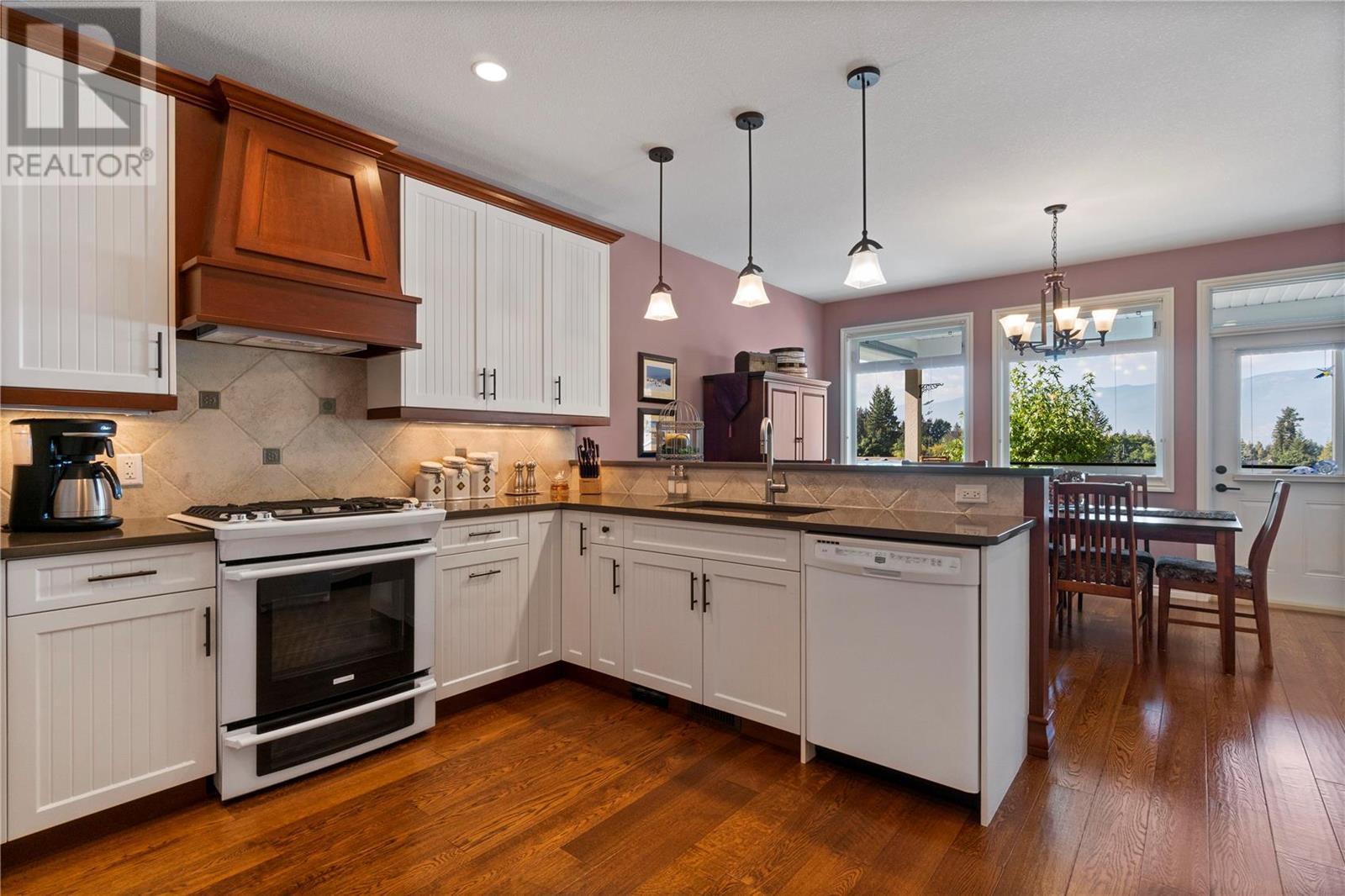 1581 20 Street NE Unit# 8, #8