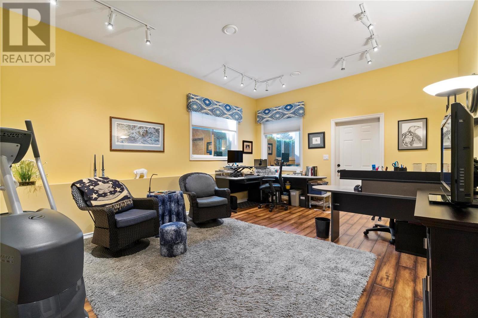 1581 20 Street NE Unit# 8, #8