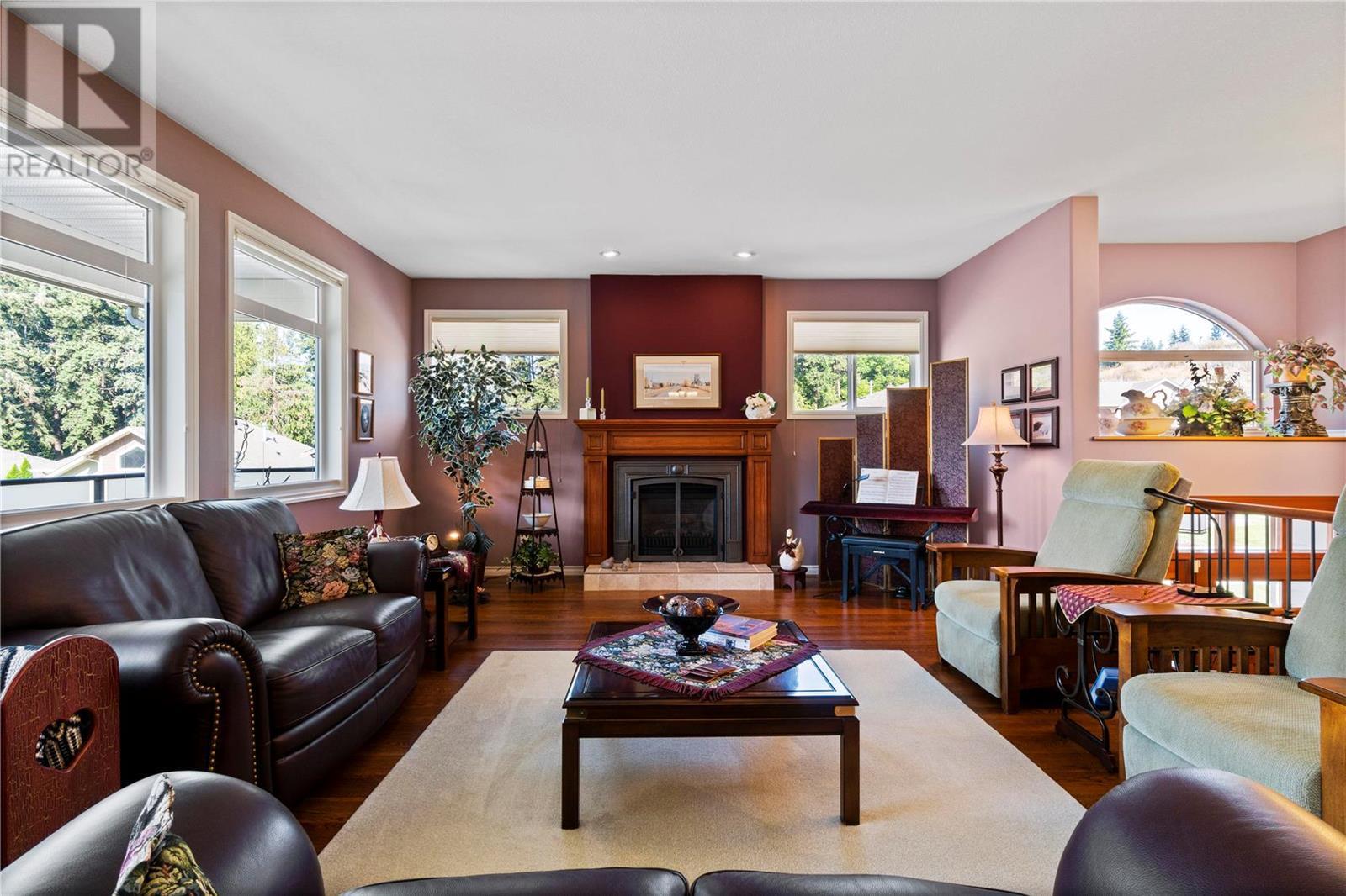 1581 20 Street NE Unit# 8, #8