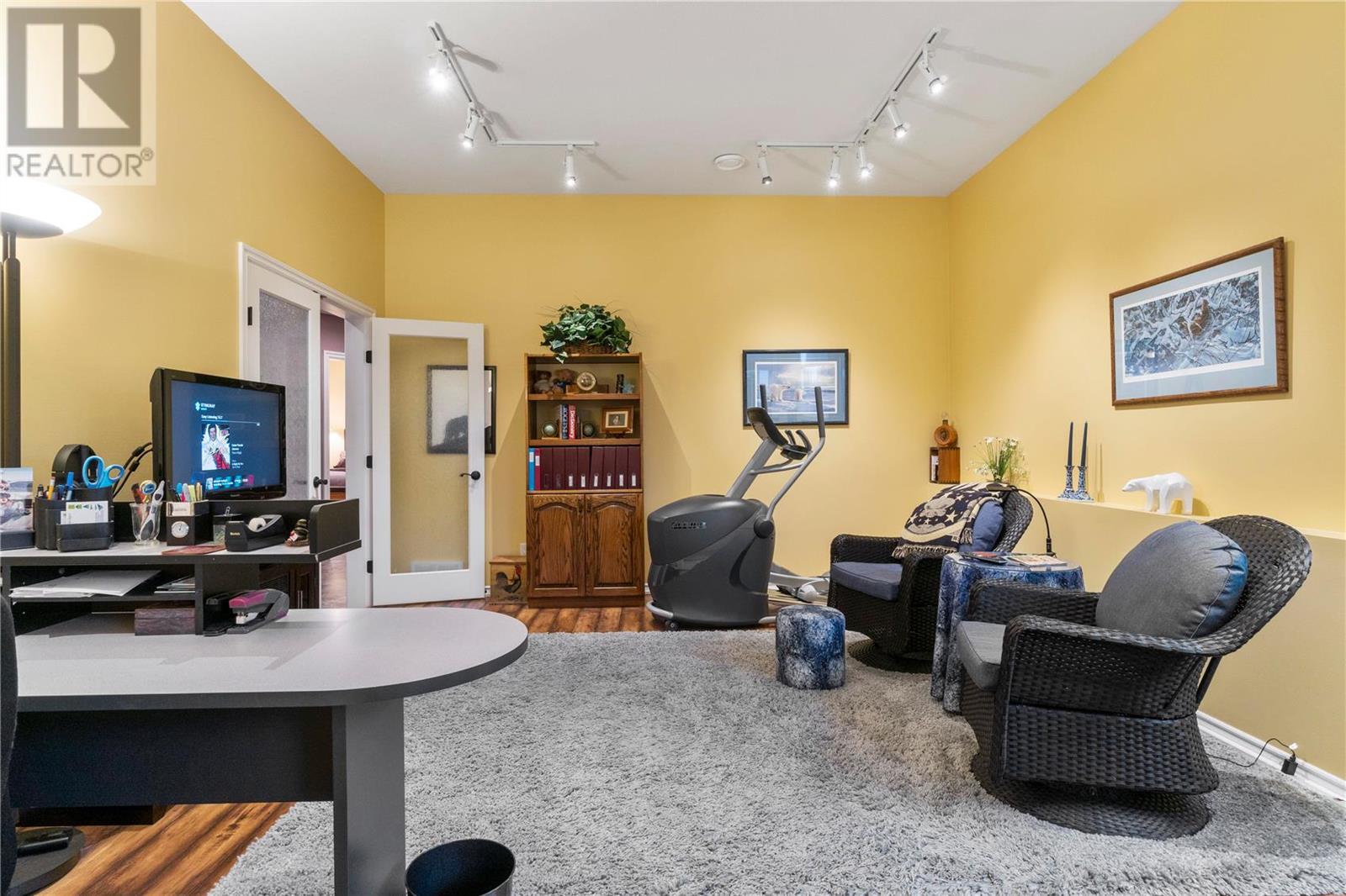 1581 20 Street NE Unit# 8, #8