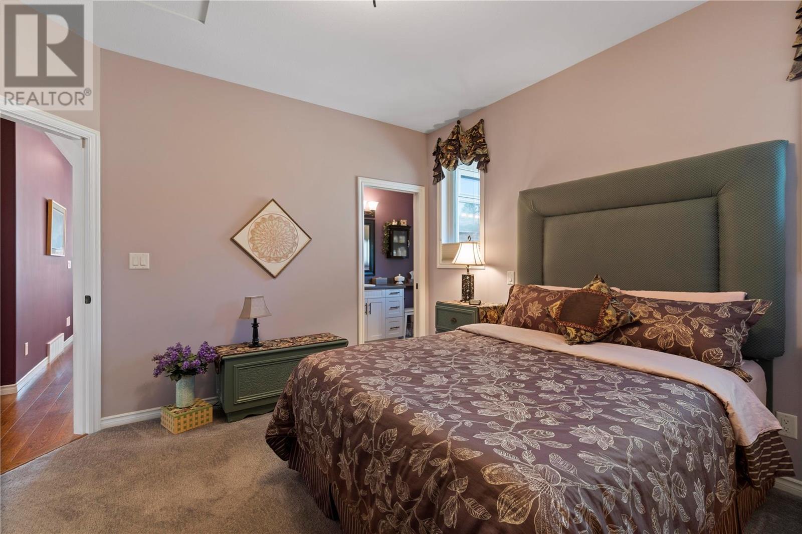 1581 20 Street NE Unit# 8, #8